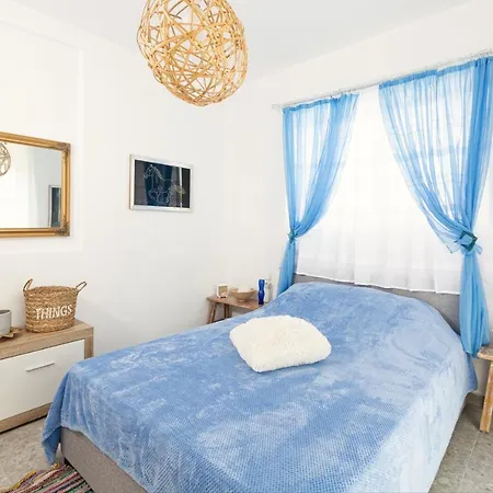 Chrysanthi's Stone House 度假居