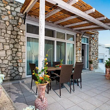 度假居 Chrysanthi's Stone House *