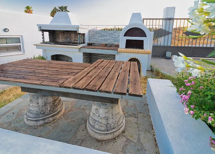 Chrysanthi's Stone House * Afándu