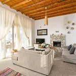 Holiday home Chrysanthi's Stone House