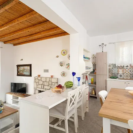 Chrysanthi's Stone House Дом отдыха Афанту