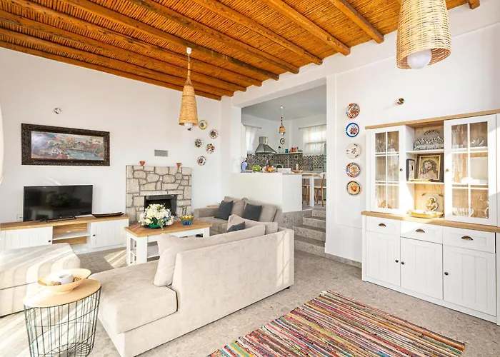 Chrysanthi's Stone House Tatil Evi Afantou