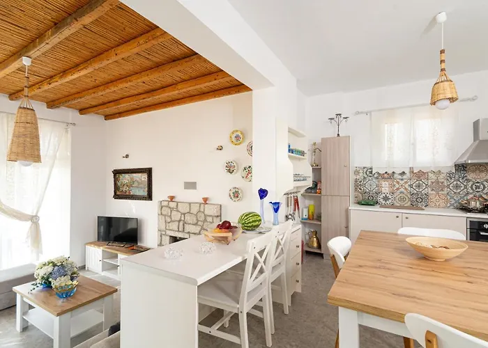 Chrysanthi's Stone House Tatil Evi Afantou