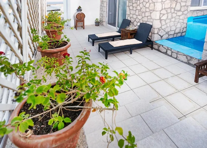 Chrysanthi's Stone House أفانتو