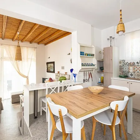 Chrysanthi's Stone House אפאנטו