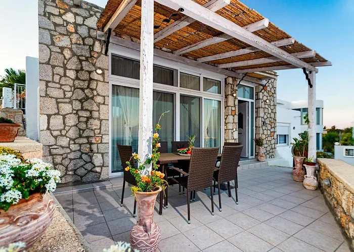 Ferienhaus Chrysanthi's Stone House *